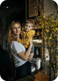 Мама с малышом